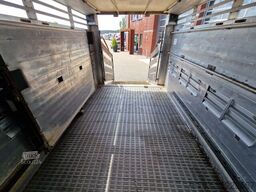 Iveco Eurocargo 75.190 - Finkl Livestock 1 deck - 9.0...