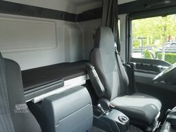 MAN TGS 18.440 / 19 EPAL curtainsider / Slee