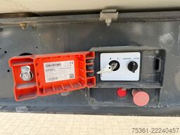 SCHMITZ CARGOBULL SKI 18 SL-7.2 el. Verdeck Liftachse !! Unfall !!