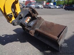 KOMATSU PC16R Powertilt + GL