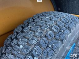 Venieri 7.63C wheel loader w/original bucket