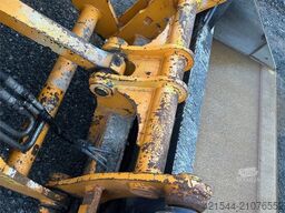 Venieri 7.63C wheel loader w/original bucket