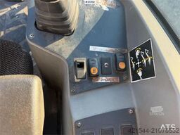 Venieri 7.63C wheel loader w/original bucket