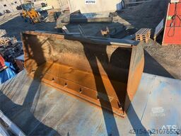 Venieri 7.63C wheel loader w/original bucket