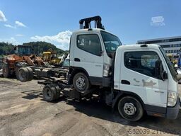 MITSUBISHI CANTER 3C15 FAHRGESTELL 3 X Vorhanden
