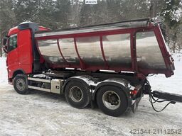 Volvo FH540 6x4 Asphalt truck with a 2017 Nor Slep FHV-2