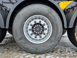 SCHMITZ CARGOBULL SKI 24 SL 7.2 / Liftachse