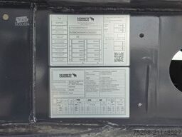 SCHMITZ CARGOBULL SKI 24 SL 7.2 / Liftachse