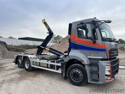 Ford F-line 6x2 Hyva Titan 20T Haakarmsysteem