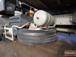 Volvo FH 420 FH 420 Globetrotter 4x2 truck - zilvergr...