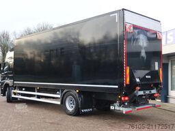 Volvo FM 330 Bakwagen + Laadklep DHollandia 2000 kg