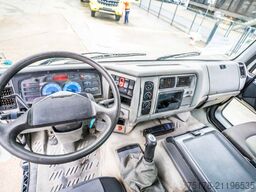 RENAULT KERAX 370 + PALFINGER 15T/M+2EXT.