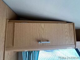 KIP KL 40 T Wohnwagen Toilet +Fahrradträger