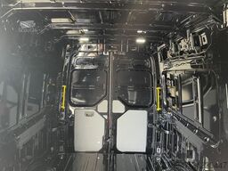 MAN TGE 3.180 L3H3 Kasten 4x4 STANDHZ ACC LENKRADHZ