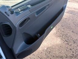 MERCEDES-BENZ Atego 821/ mit Heizfunktion, isoliert/ 3-Sitzer