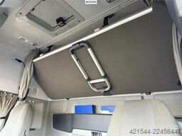 Volvo FH500 6x2 hook truck with 24t joab