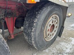 Volvo FH16 tridem hook loader with Joab hook with articu