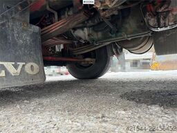 Volvo FH16 tridem hook loader with Joab hook with articu