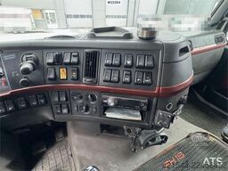 Volvo FH16 tridem hook loader with Joab hook with articu