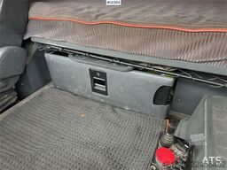 Volvo FH16 tridem hook loader with Joab hook with articu