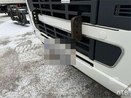 Volvo FH16 tridem hook loader with Joab hook with articu