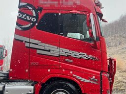 Volvo FH700 Tridem hooklift truck – crane hydraulics – 3