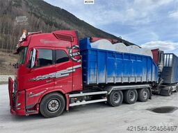 Volvo FH700 Tridem hooklift truck – crane hydraulics – 3