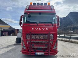 Volvo FH700 Tridem hooklift truck – crane hydraulics – 3