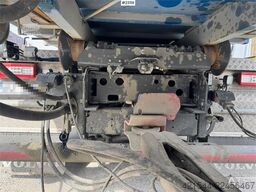 Volvo FH700 Tridem hooklift truck – crane hydraulics – 3