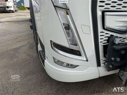 Volvo FH540 8x4 plow rigged hook truck w/ underlying bla