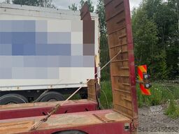 Broshuis Machine Semi-Trailer – with hydraulic loading ramp