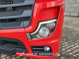 Mercedes Actros 1842 4X2 BigSpace Mega 2x Tanks Euro 6