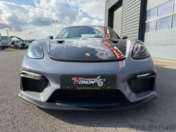 Cayman GT4 RS