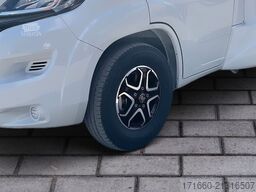 BÜRSTNER Lyseo TD 727 G