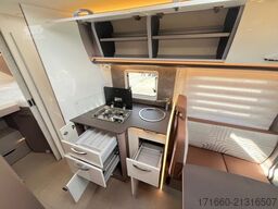 BÜRSTNER Lyseo TD 727 G