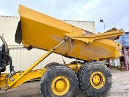 BELL B25E / 2019 BJ / 6.717 H / Heckklappe