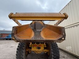 BELL B25E / 2019 BJ / 6.717 H / Heckklappe