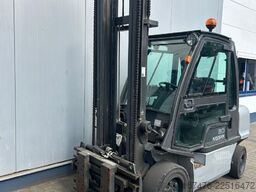 Nissan YG1D2A300