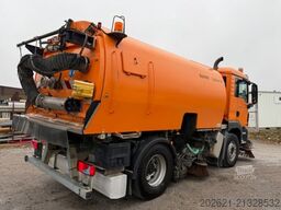 MAN TGS 18.360 4x2 Bucher