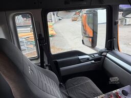 MAN TGS 18.360 4x2 Bucher