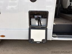 Roller Team Kronos Fit 281P | Ford Transit 2.0 TDCi 165 CV Automatico |