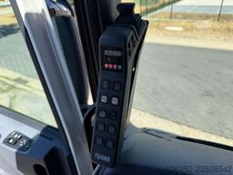Scania P380 8X4 HIAB HOOKLIFT *26T* AMPLIROLL - MANUAL...