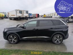 Peugeot 5008 1.5 Blue HDI