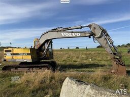 Volvo EC230 Excavator with Tooth Bucket WATCH VIDEO