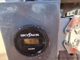 SkyJack SJ16