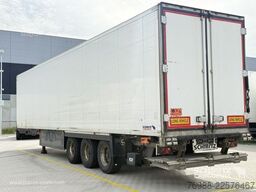 Schmitz Cargobull Tiefkühler Multitemp Ladebordwand