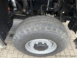 MAN TGS 26.400 6x6 BB Abrollkipper HIAB Optima 20S56
