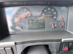 VOLVO FM 330 6x2*4 Side opening 8.7 m