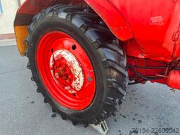 Belarus MTS 80