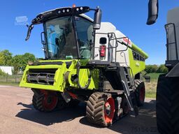 CLAAS Lexion 8800 TT